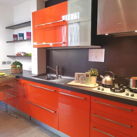 Bnbook Trilo Mind Rho Trilocale Con 2 Camere E 2 Bagni Exterior photo